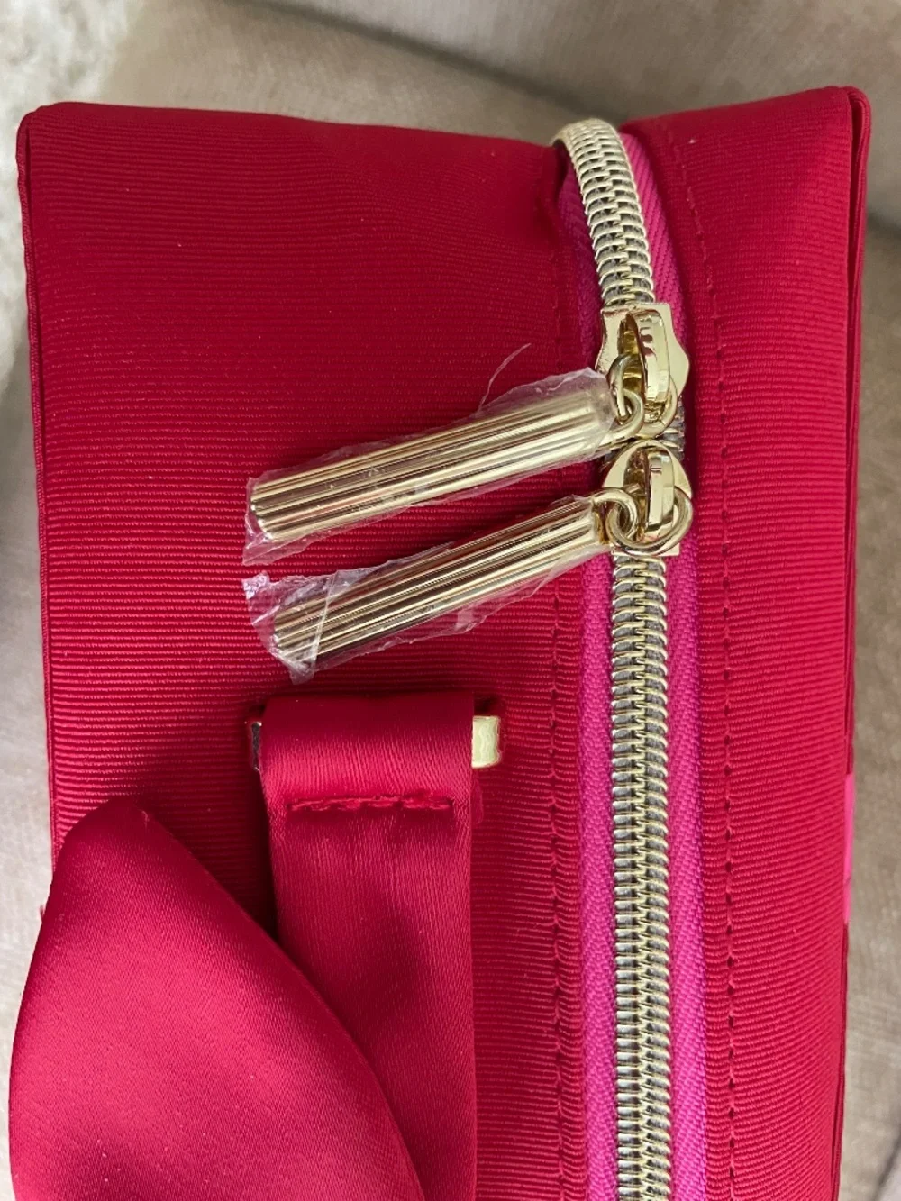 Estée Lauder Holiday Travel Case